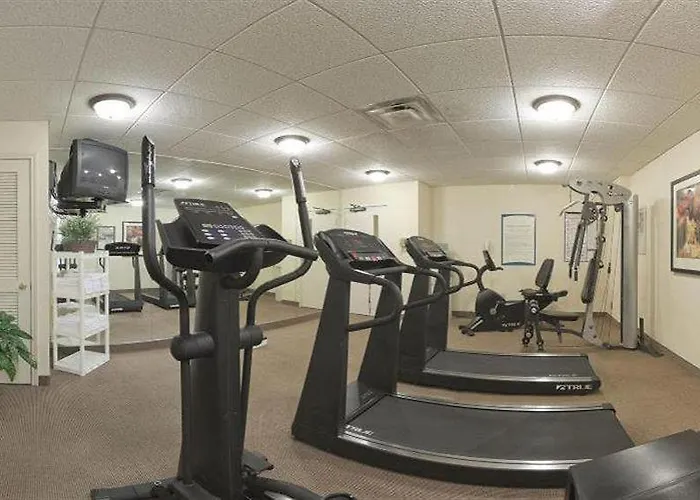 Hotel Homewood By Hilton Naperville Aurora