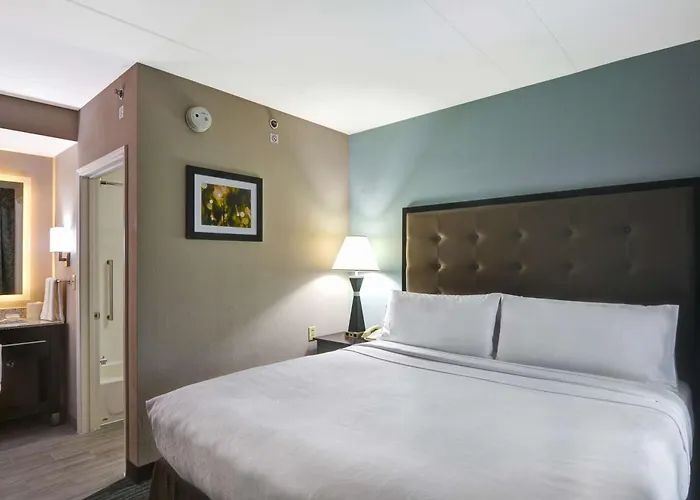 Hotel Homewood By Hilton Naperville