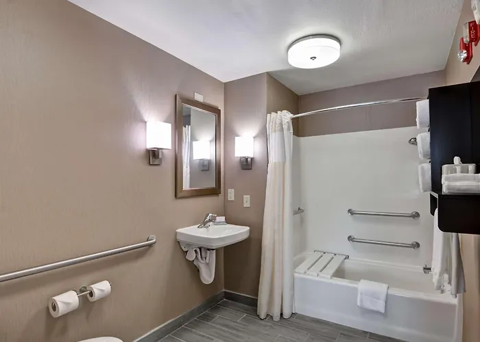 Homewood By Hilton Naperville Hotel