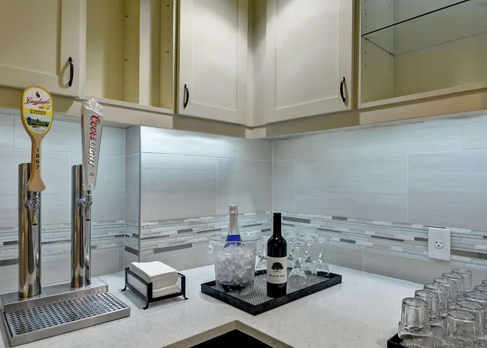 Homewood By Hilton Naperville Hotel 3*