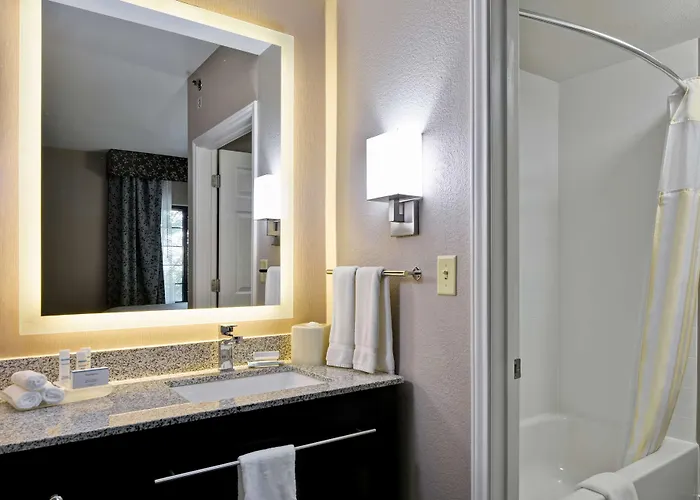 Homewood By Hilton Naperville Hotel 3*