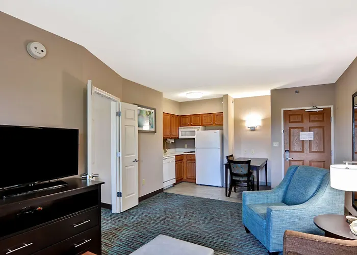Homewood By Hilton Naperville Hotel