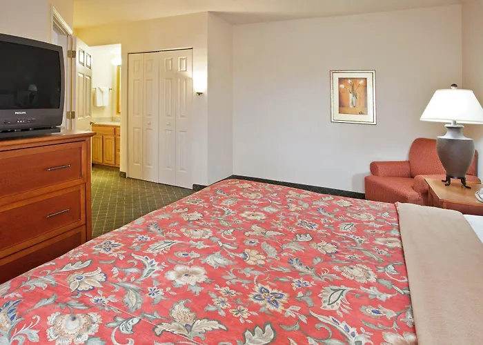 Hotel Homewood By Hilton Naperville Aurora