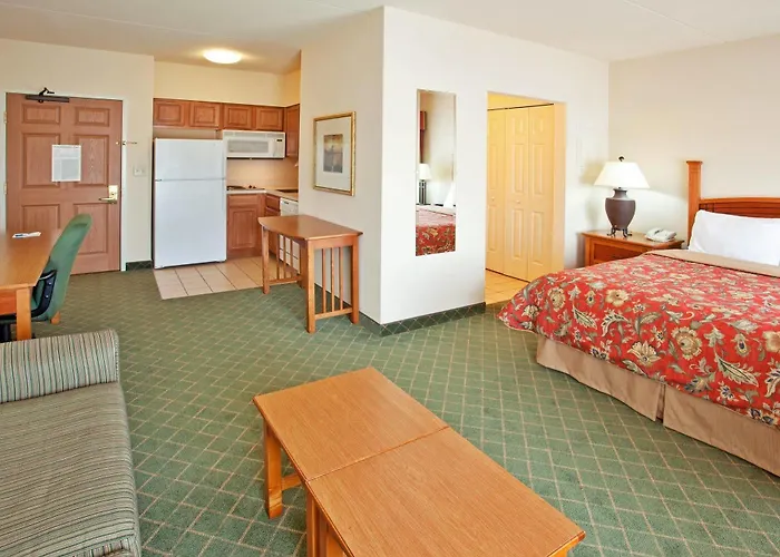 Hotel Homewood By Hilton Naperville 3*