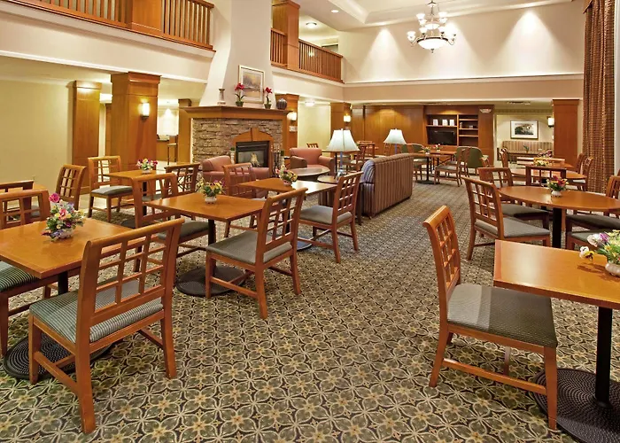 Hotel Homewood By Hilton Naperville 3*
