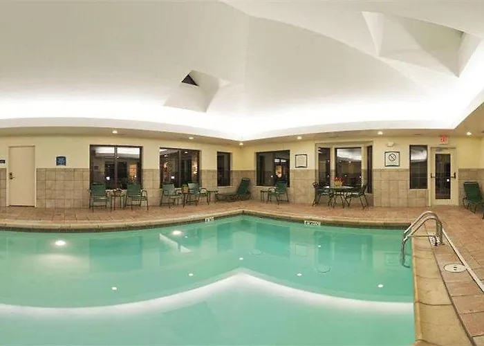 Hotel Homewood By Hilton Naperville 3*